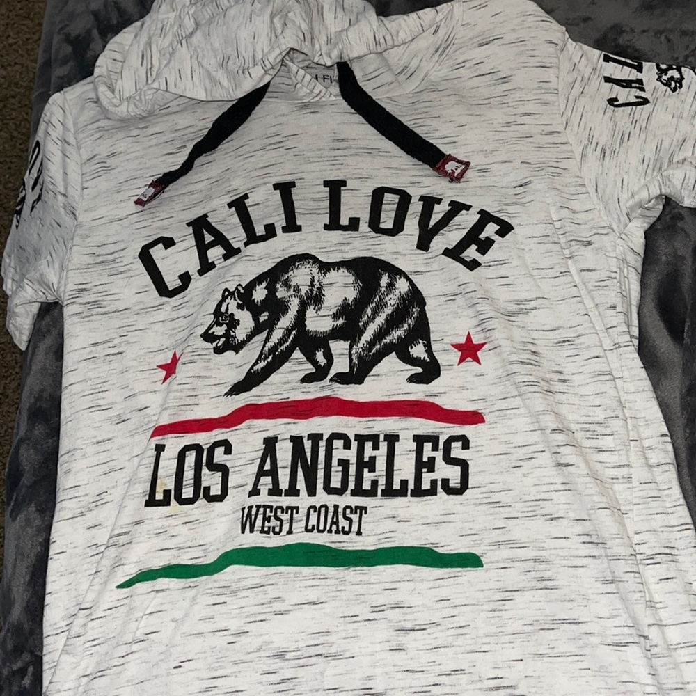 Hooded Cali Love Short Sleeved T-Shirt